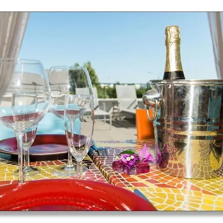 St Pierre Bord De Mer, 6 Velos, Climatisation, Jacuzzi 세테